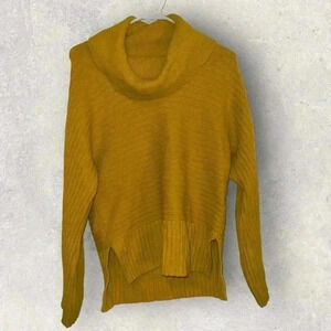 Moth turtle neck sweater size medium